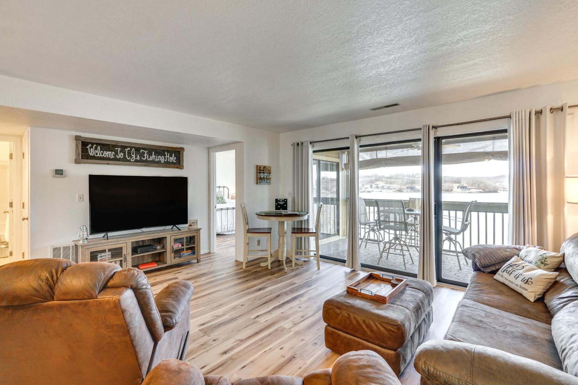 Modern Condo With Screened Balcony And Views! Osage Beach Eksteriør bilde